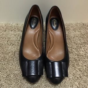 EUC Clarks 6.5 Black Heels